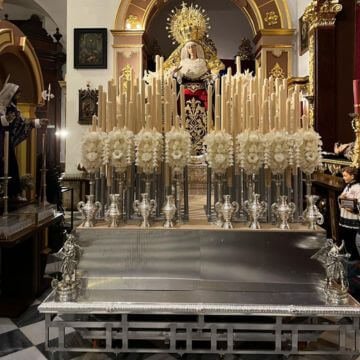 Trono procesional de Nuestra Señora de la Amargura de Marbella